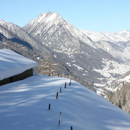 Chez Pierre Lägenhet Praz-de-Fort Exteriör bild