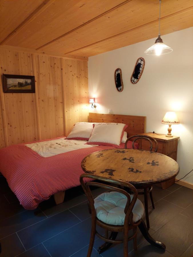 Chez Pierre Lägenhet Praz-de-Fort Exteriör bild